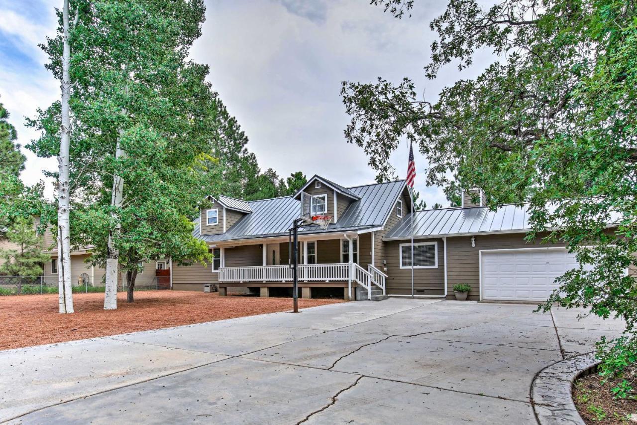 Lakeside Home With Game Room, Yard, Deck And Fireplace Pinetop-Lakeside Zewnętrze zdjęcie